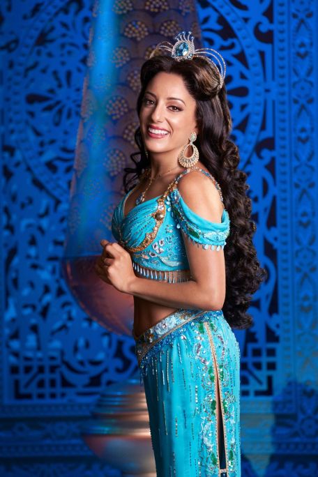 Jasmine-Market-Place-Hiba-Elchikhe_By_Jeff_Busby